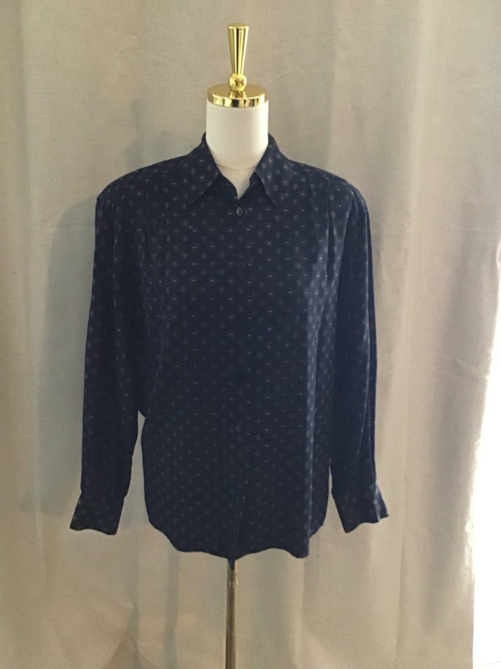 Liz Claiborne Navy Blue Long-Sleeve Patterned Button-Down Blouse